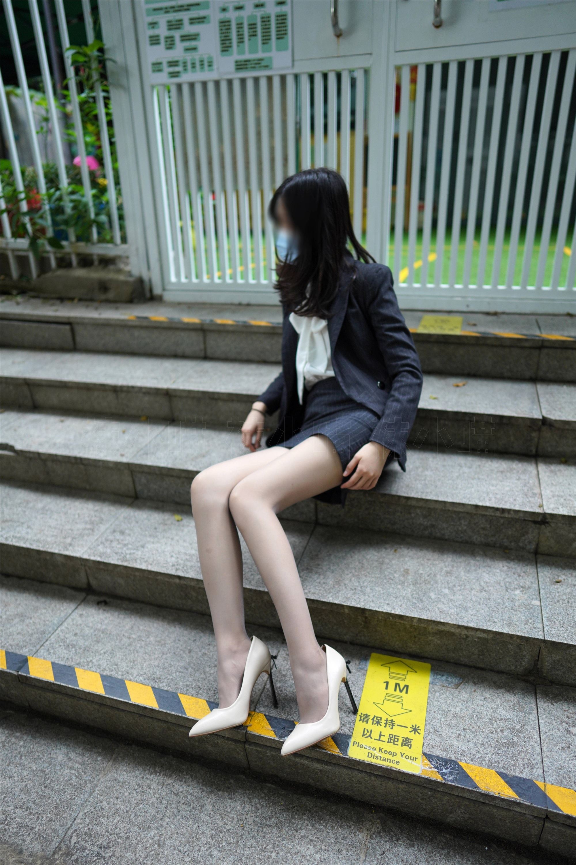 kittyWawa袜小喵  KT240 请保持1米以上距离